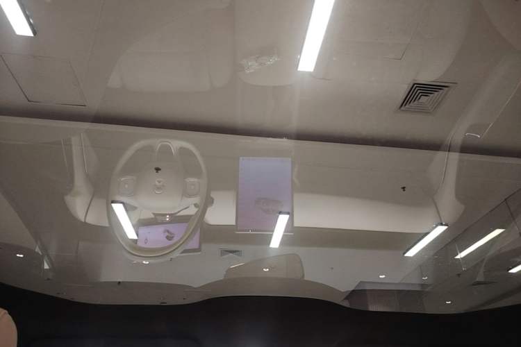 Used Nio ET5 2022 75 kWh Headliner