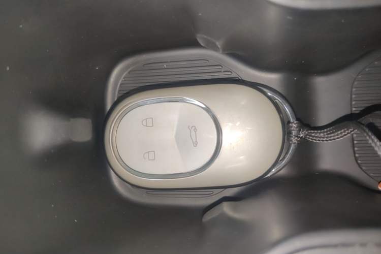 Used Nio ET5 2022 75 kWh Interior 1