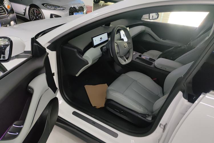 Used Nio ET5 2022 75 kWh Interior 3