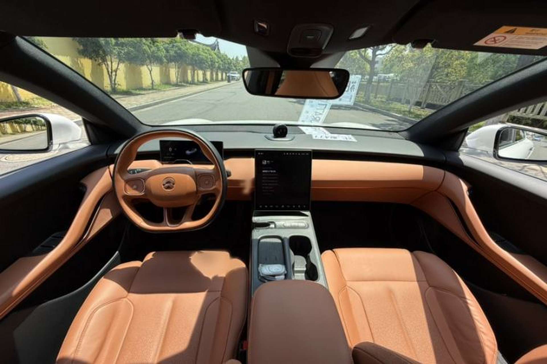 Used Nio ET5 2022 75 kWh Interior 4