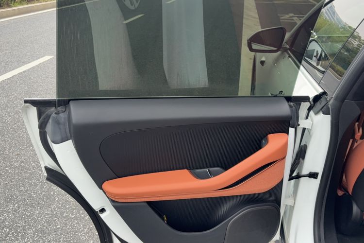 Used Nio ET5 2022 75 kWh Interior 4