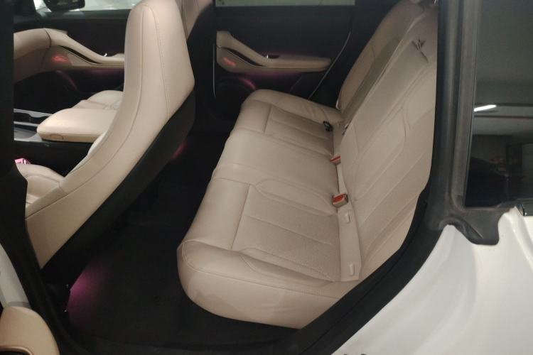 Used Nio ET5 2022 75 kWh Interior 4
