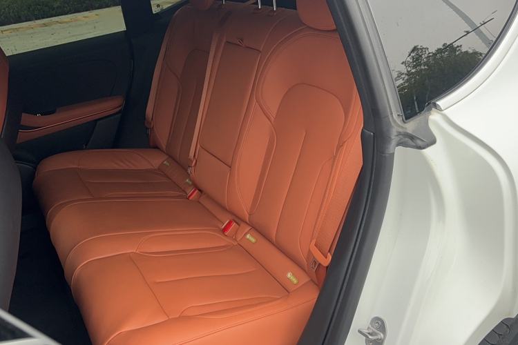Used Nio ET5 2022 75 kWh Interior 5