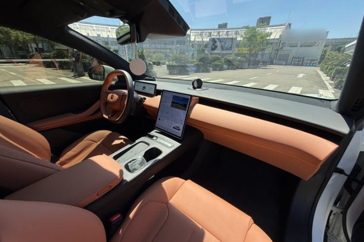 Used Nio ET5 2022 75 kWh Interior 6