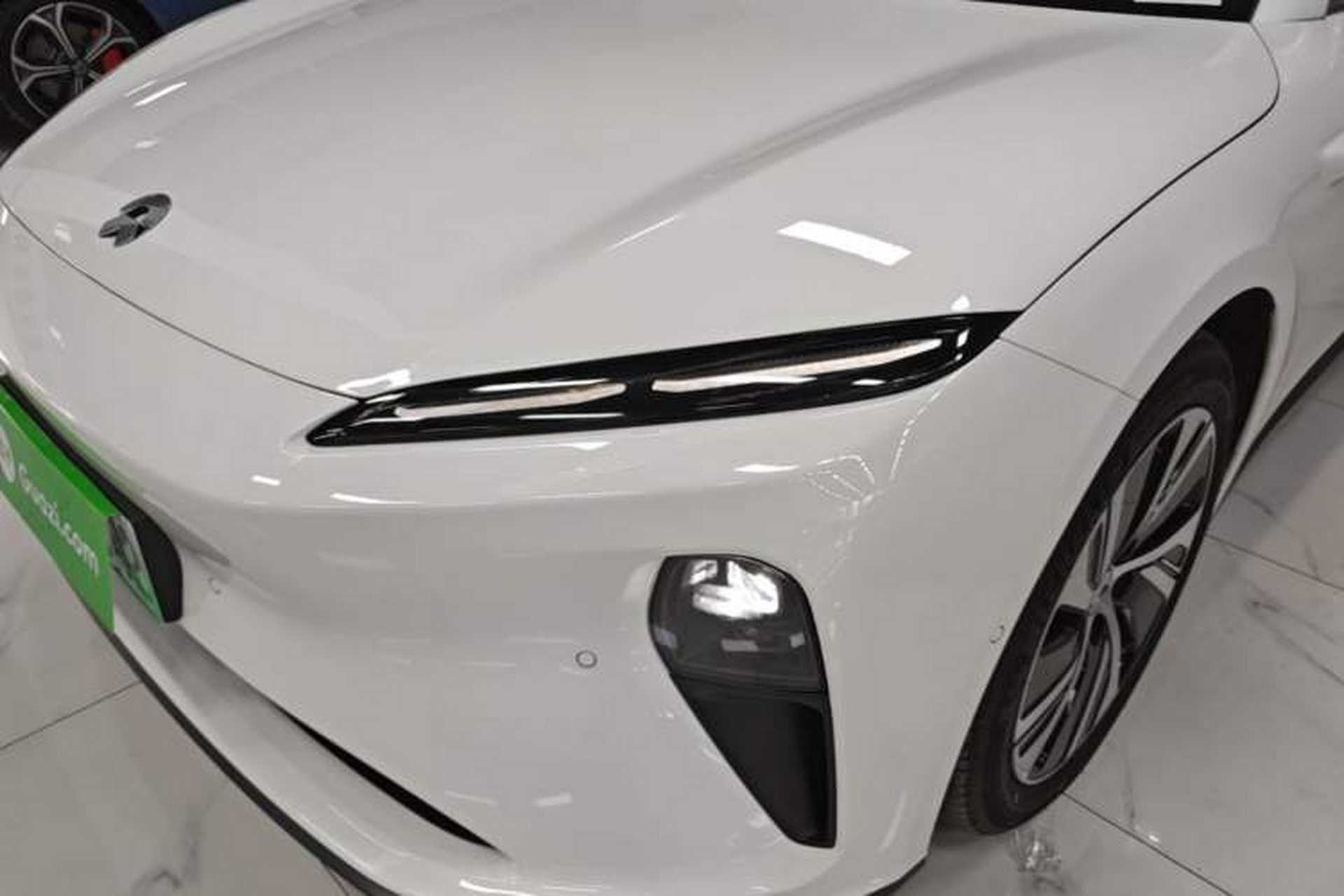 Used Nio ET5 2022 75 kWh Left Front Headlight