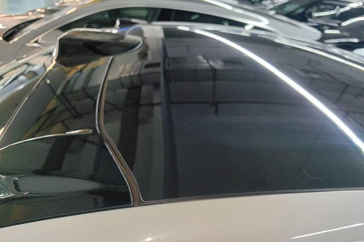 Used Nio ET5 2022 75 kWh Roof