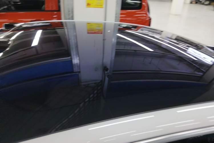 Used Nio ET5 2022 75 kWh Roof