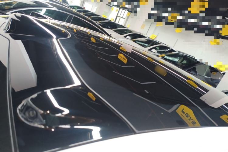 Used Nio ET5 2022 75 kWh Roof