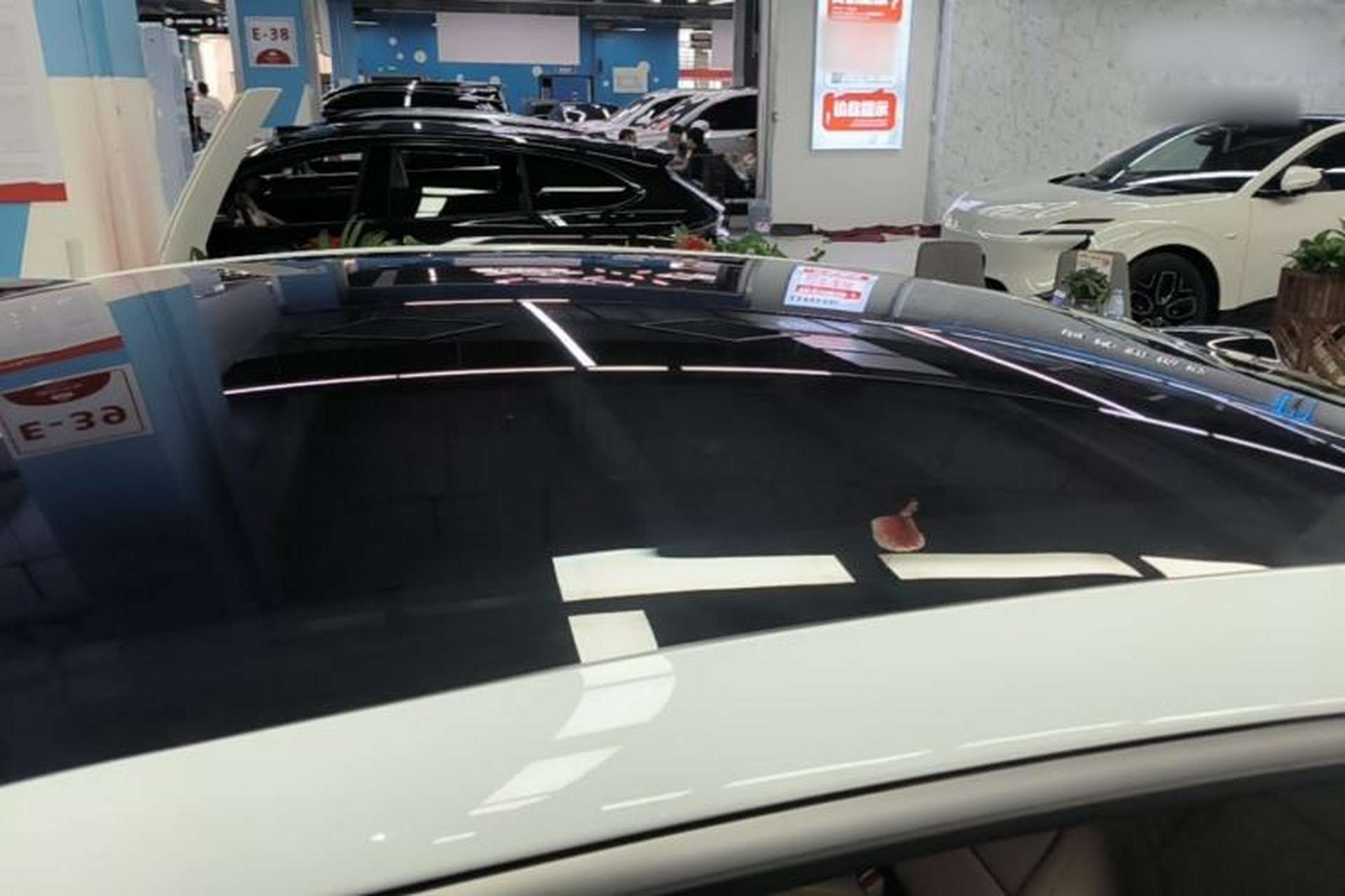 Used Nio ET5 2022 75 kWh Roof