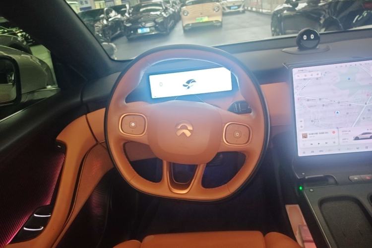 Used Nio ET5 2022 75 kWh Steering Wheel