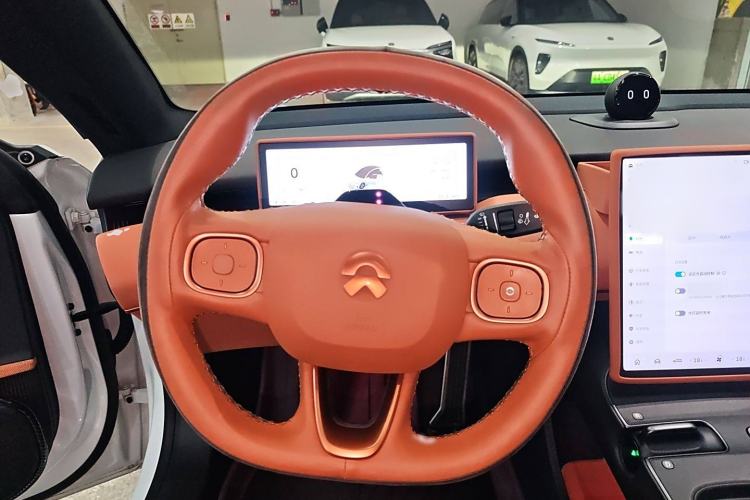 Used Nio ET5 2022 75 kWh Steering Wheel
