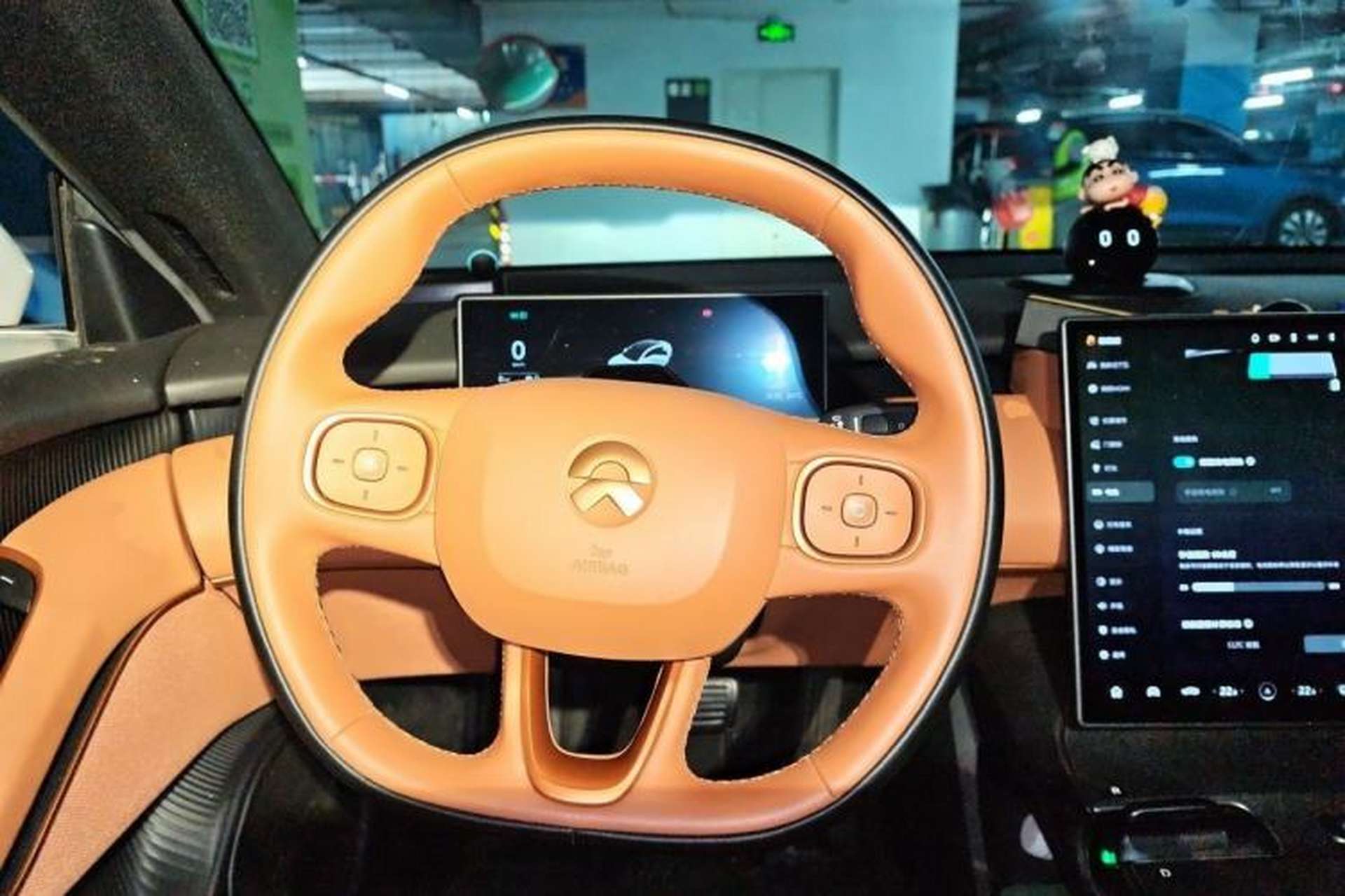 Used Nio ET5 2022 75 kWh Steering Wheel