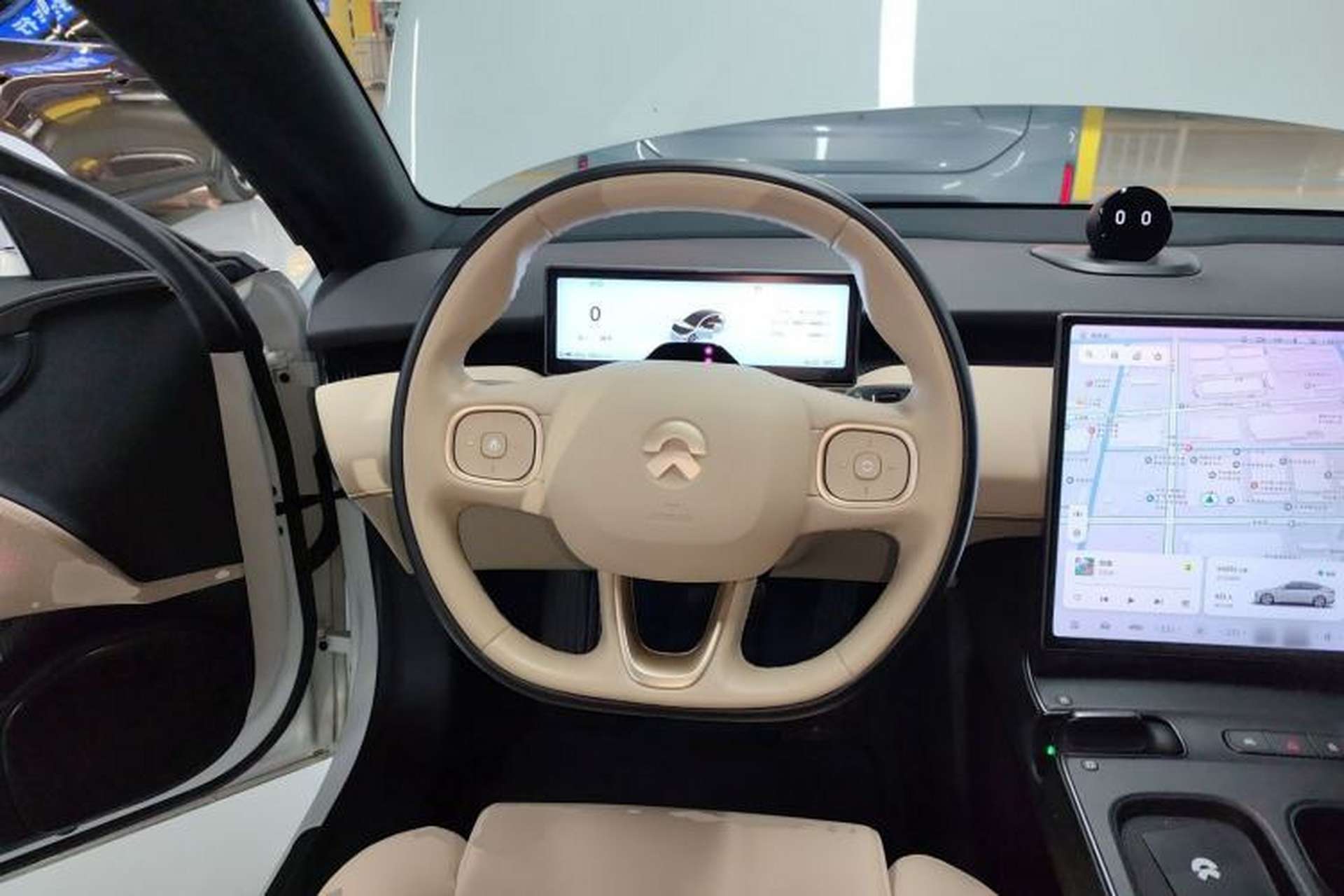 Used Nio ET5 2022 75 kWh Steering Wheel