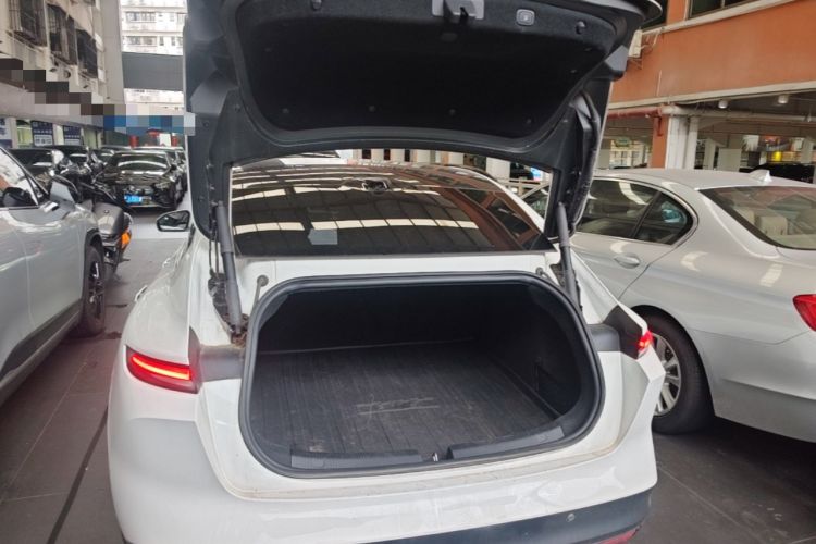 Used Nio ET5 2022 75 kWh Trunk