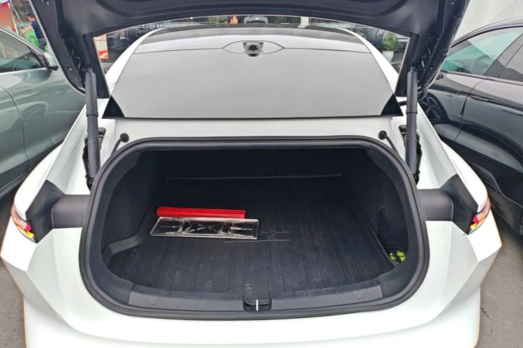 Used Nio ET5 2022 75 kWh Trunk
