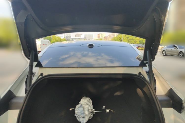 Used Nio ET5 2022 75 kWh Trunk