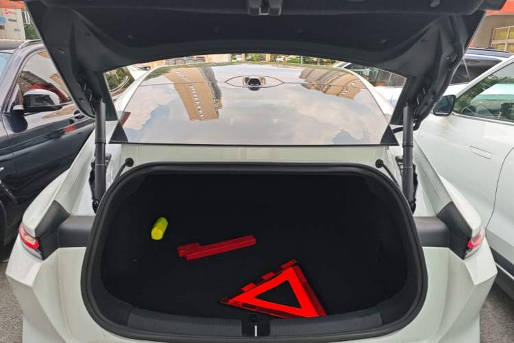 Used Nio ET5 2022 75 kWh Trunk