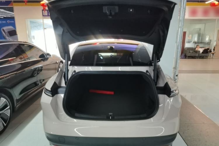 Used Nio ET5 2022 75 kWh Trunk