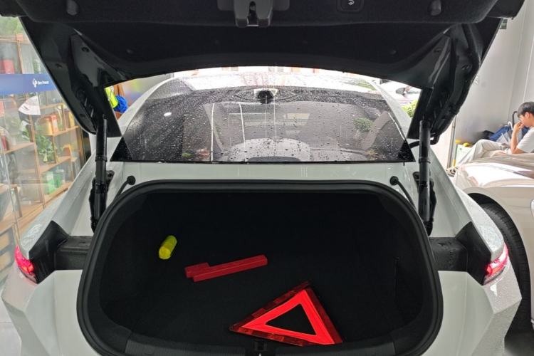 Used Nio ET5 2022 75 kWh Trunk