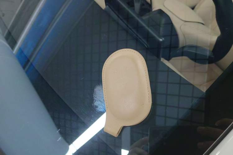 Used Nio ET5 2022 75 kWh Vehicle Key