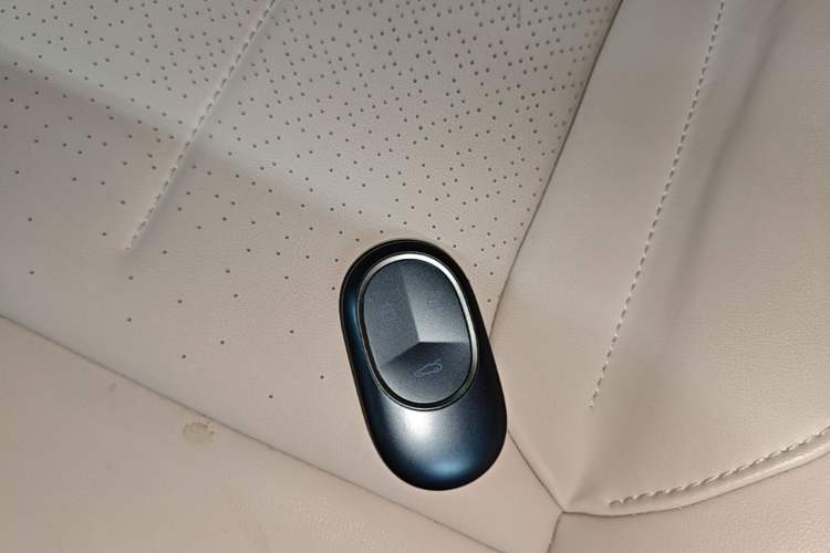 Used Nio ET5 2022 75 kWh Vehicle Key