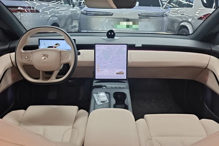 Used Nio ET5 2022 75 kWh Center Console