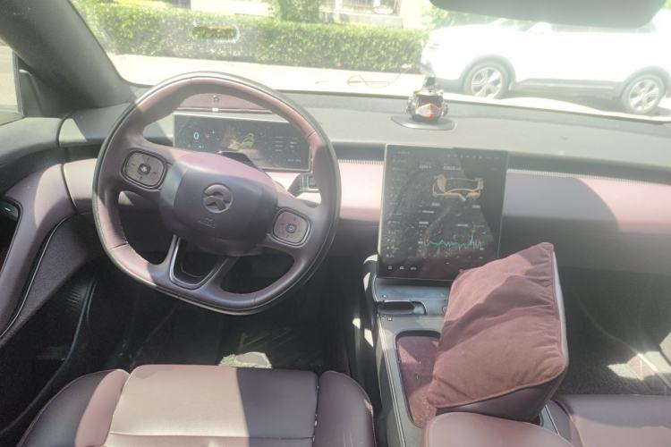 Used Nio ET5 2022 75 kWh Center Console