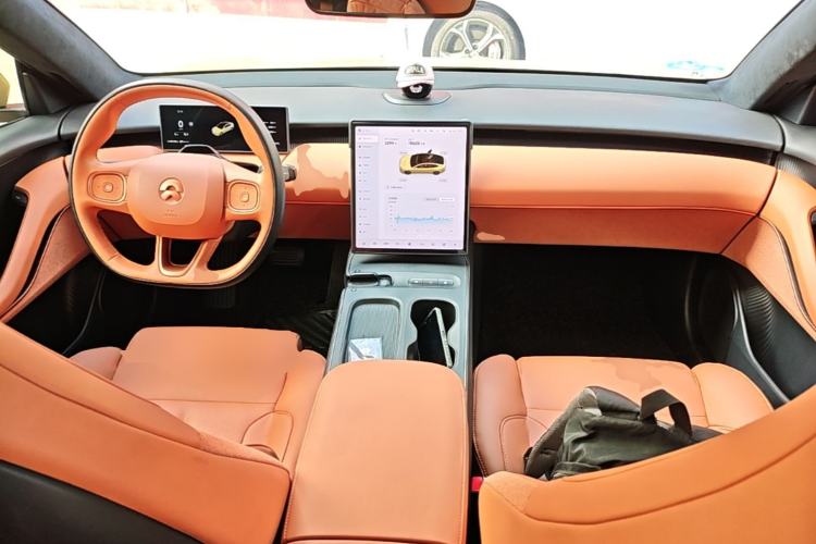 Used Nio ET5 2022 100 kWh Center Console