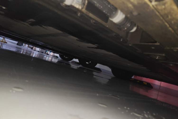 Used Nio ET5 2022 75 kWh Chassis Front Left