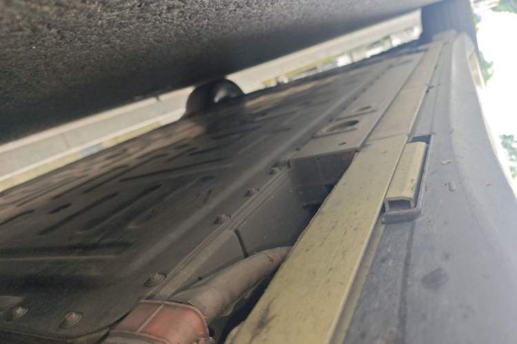 Used Nio ET5 2022 75 kWh Chassis Front Right