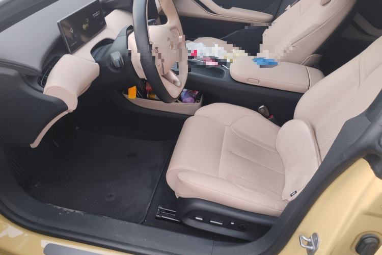 Used Nio ET5 2022 75 kWh Driver Seat