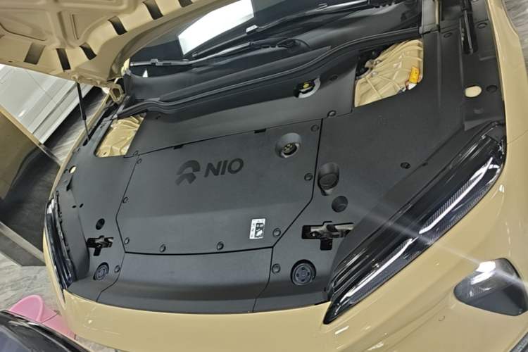 Used Nio ET5 2022 75 kWh Engine Bay