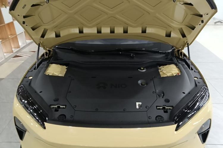 Used Nio ET5 2022 75 kWh Engine Bay