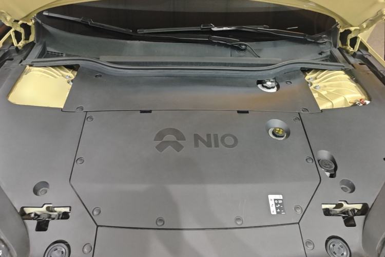 Used Nio ET5 2022 75 kWh Engine Bay