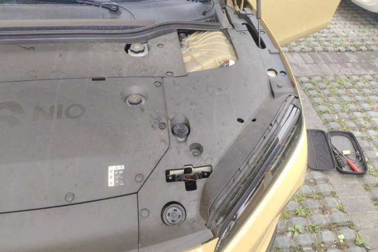Used Nio ET5 2022 75 kWh Engine Bay Left