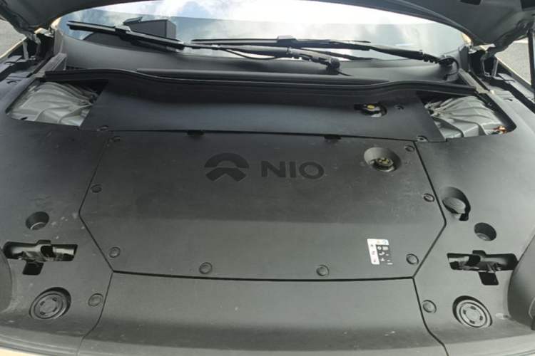 Used Nio ET5 2022 75 kWh Engine Bay