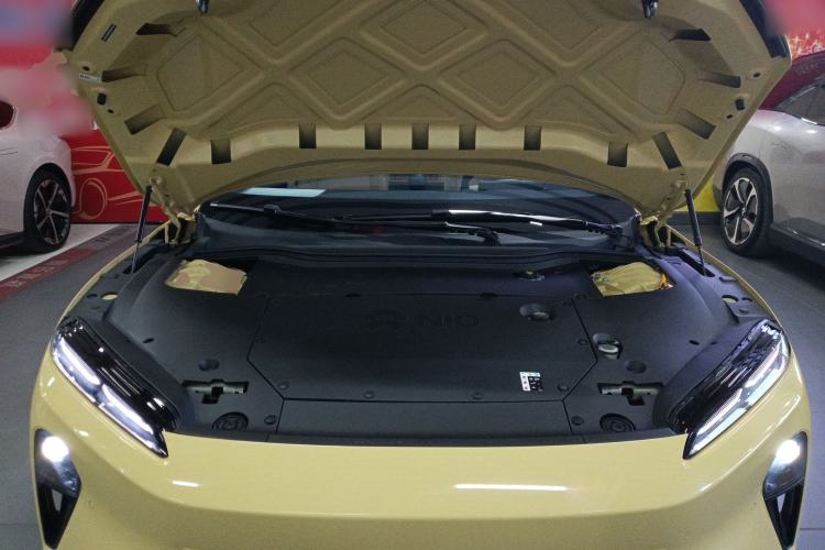 Used Nio ET5 2022 75 kWh Engine Bay