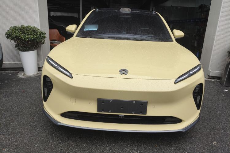 Used Nio ET5 2022 75 kWh Exterior 1