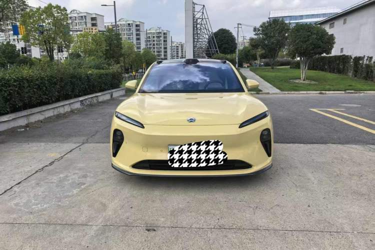 Used Nio ET5 2022 75 kWh Exterior 1