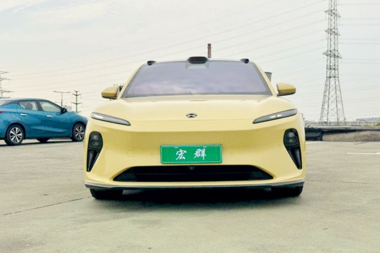 Used Nio ET5 2022 75 kWh Exterior 2