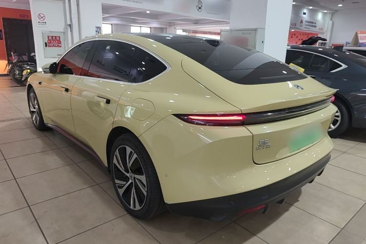 Used Nio ET5 2022 75 kWh Exterior 2