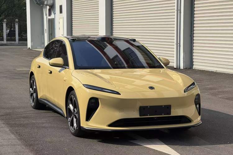 Used Nio ET5 2022 75 kWh Exterior 2