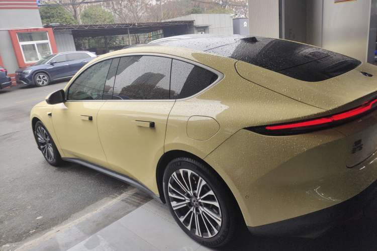 Used Nio ET5 2022 75 kWh Exterior 3