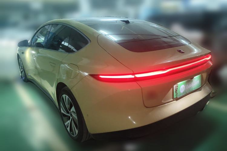 Used Nio ET5 2022 75 kWh Exterior 3