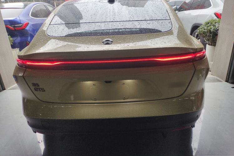 Used Nio ET5 2022 75 kWh Exterior 4
