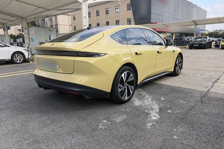 Used Nio ET5 2022 75 kWh Exterior 5