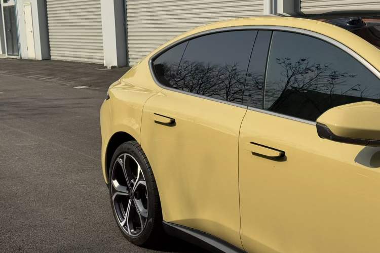 Used Nio ET5 2022 75 kWh Exterior 6