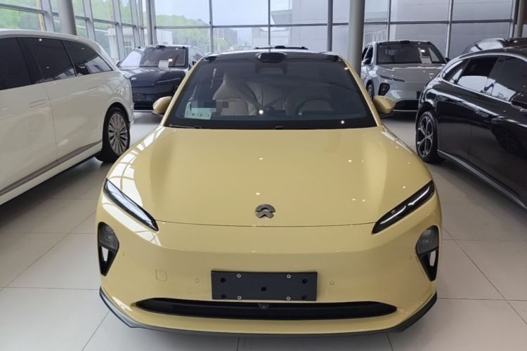 Used Nio ET5 2022 75 kWh Front