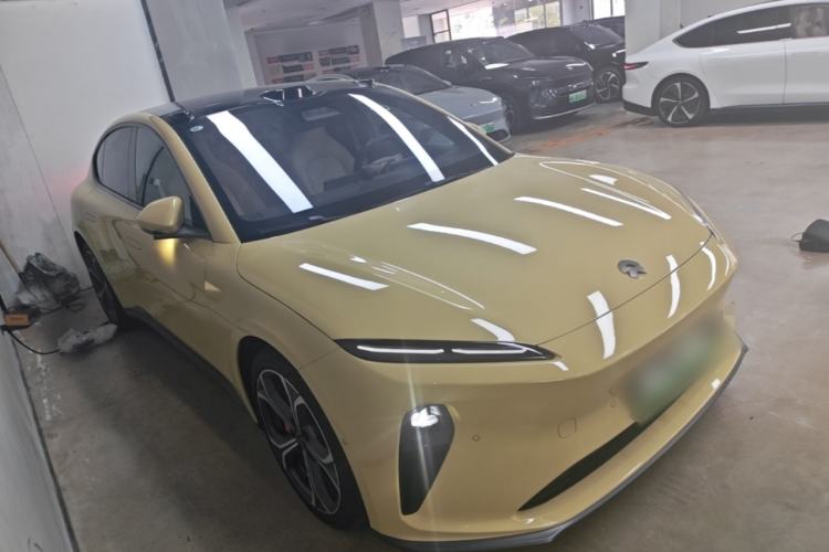 Used Nio ET5 2022 75 kWh Front Right 45 Deg