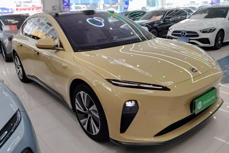 Used Nio ET5 2022 75 kWh Front Right 45 Deg